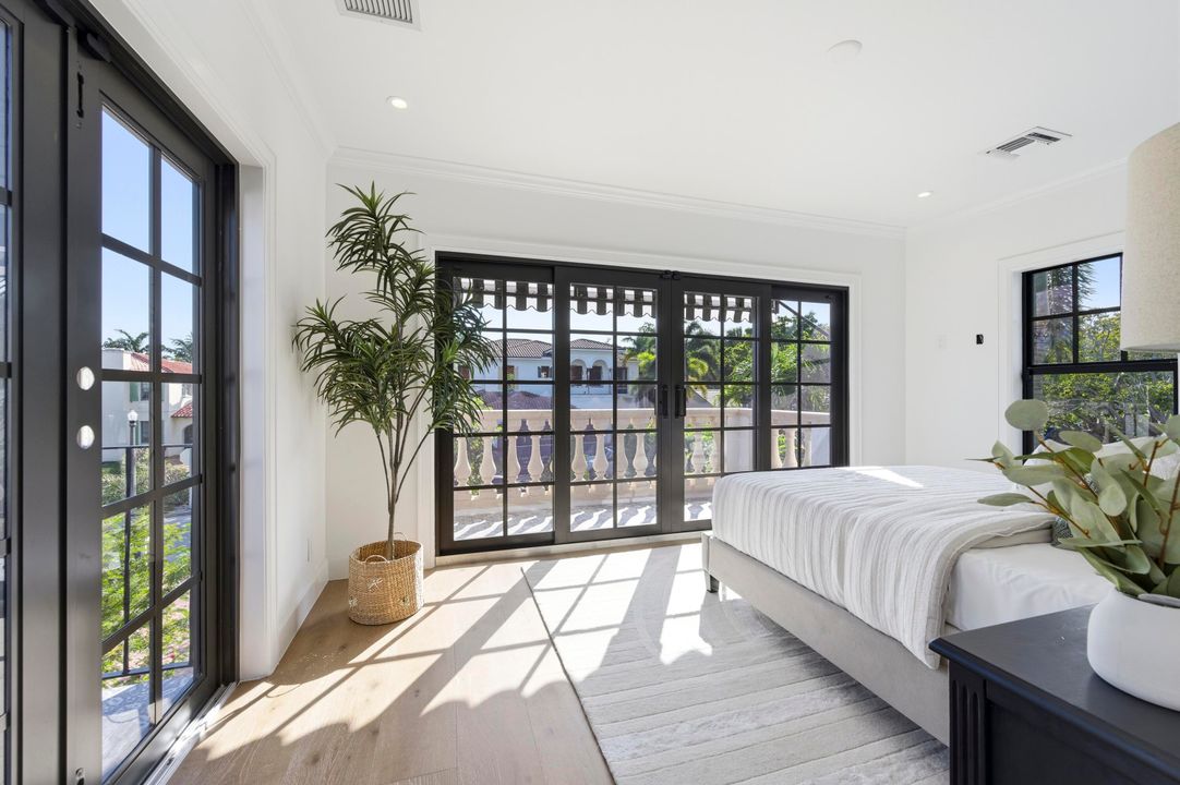 For Sale: $7,300,000 (4 beds, 4 baths, 4167 Square Feet)