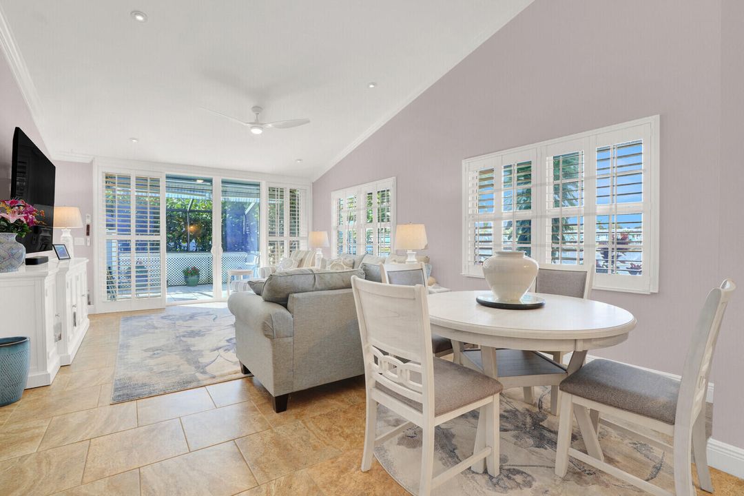 For Sale: $775,000 (2 beds, 2 baths, 1254 Square Feet)