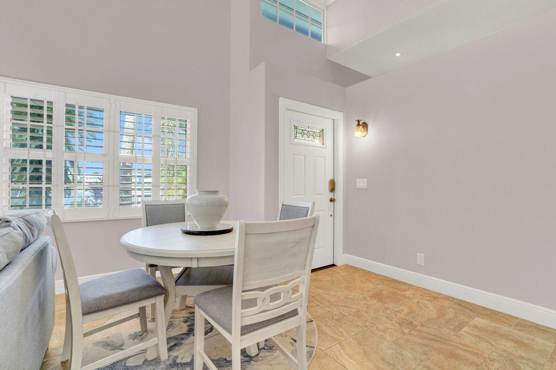 For Sale: $775,000 (2 beds, 2 baths, 1254 Square Feet)