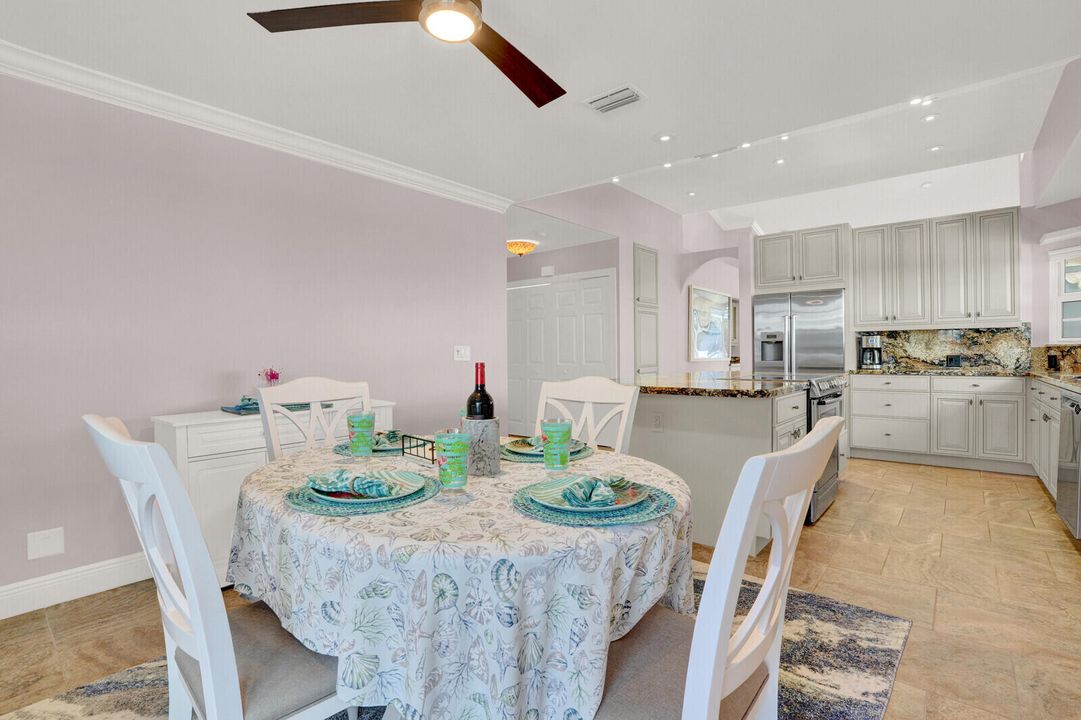 For Sale: $775,000 (2 beds, 2 baths, 1254 Square Feet)