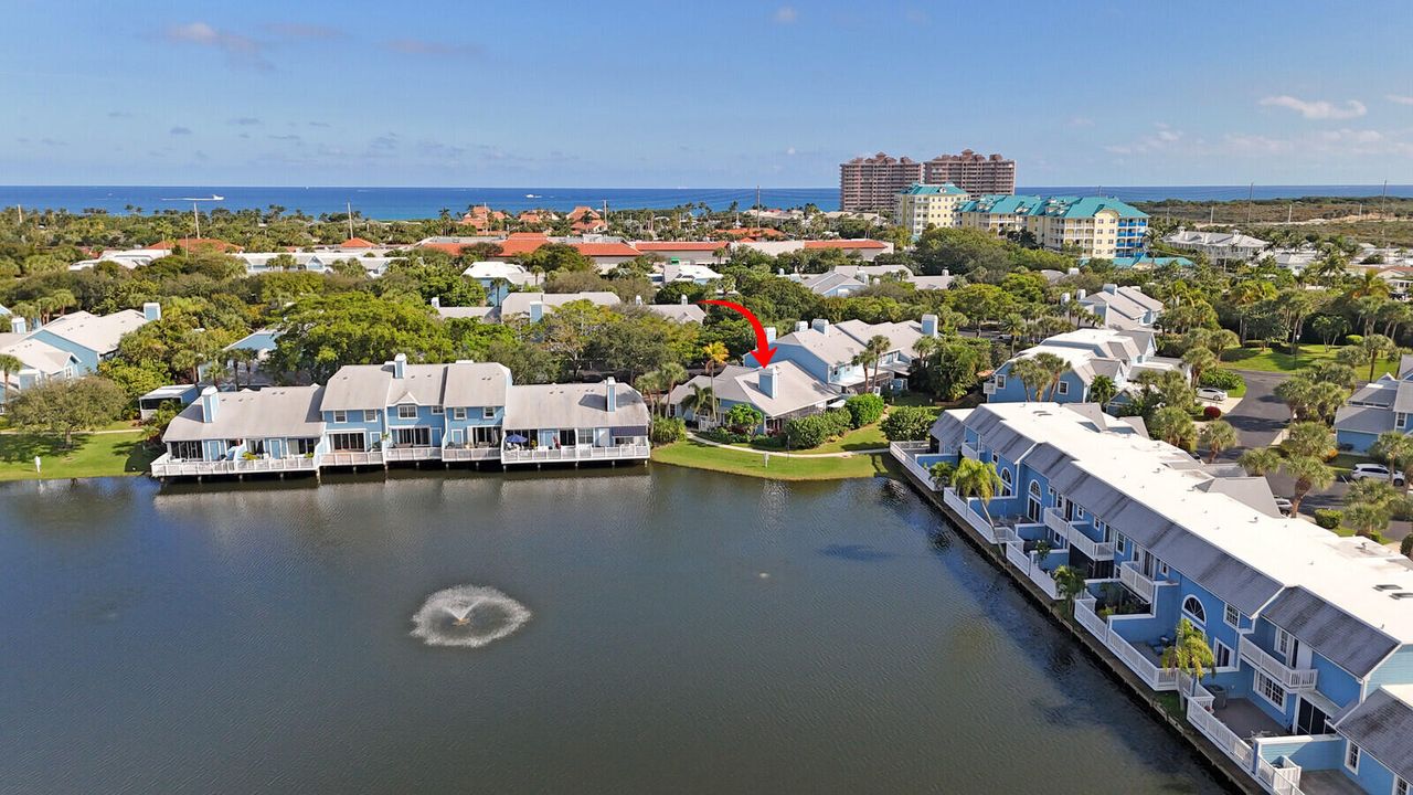 For Sale: $775,000 (2 beds, 2 baths, 1254 Square Feet)