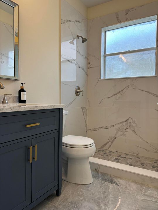 En Venta: $389,000 (3 camas, 2 baños, 1705 Pies cuadrados)