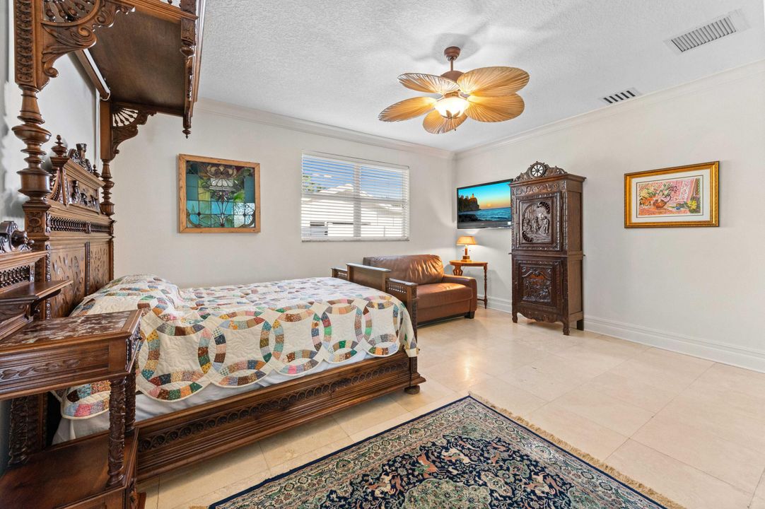 En Venta: $1,700,000 (3 camas, 3 baños, 2662 Pies cuadrados)