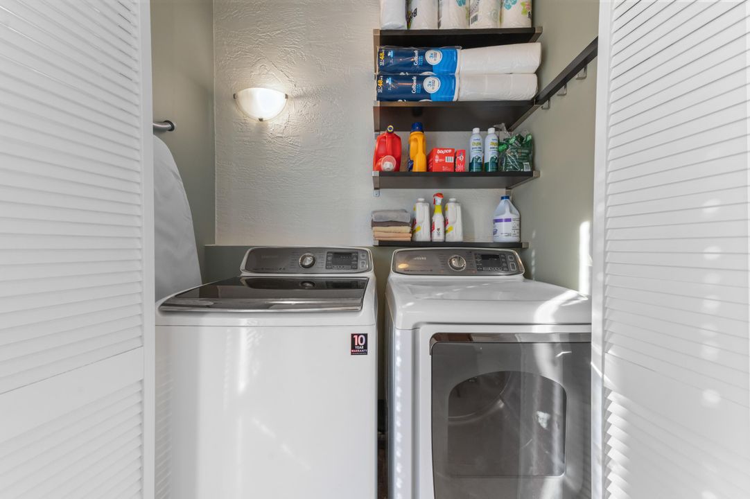 En Venta: $1,700,000 (3 camas, 3 baños, 2662 Pies cuadrados)