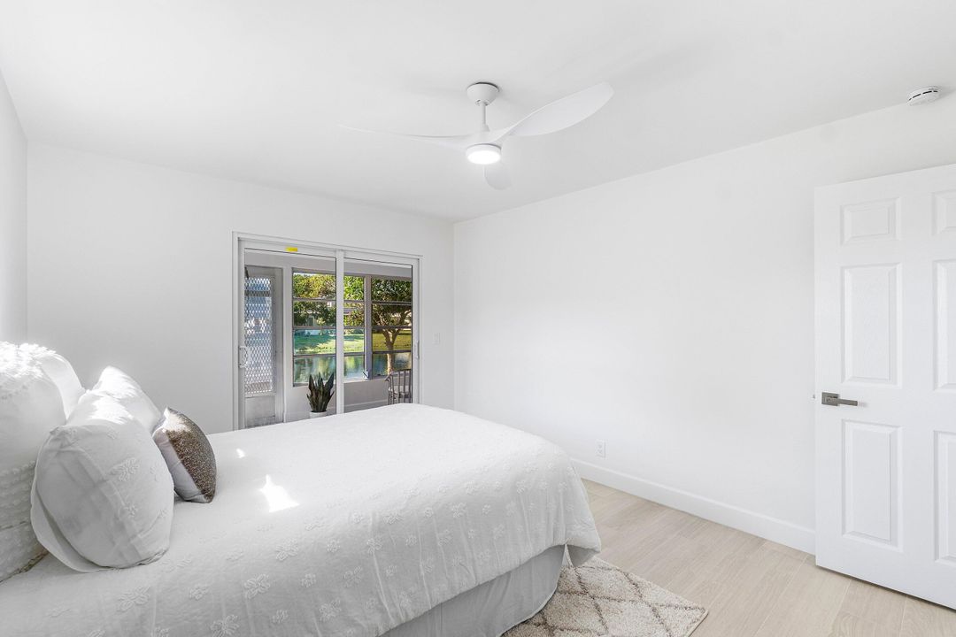 For Sale: $184,000 (2 beds, 2 baths, 883 Square Feet)