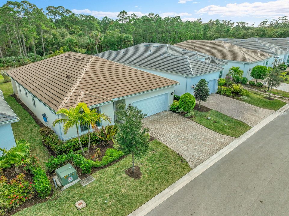 En Venta: $589,000 (4 camas, 2 baños, 1850 Pies cuadrados)