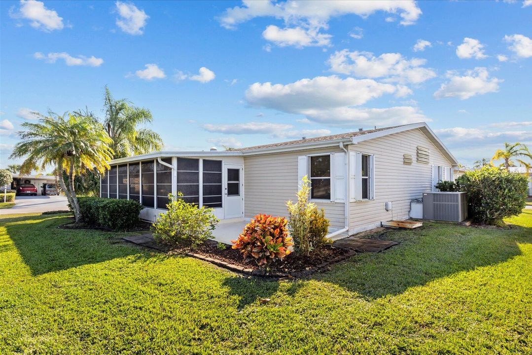 En Venta: $214,900 (2 camas, 2 baños, 1880 Pies cuadrados)