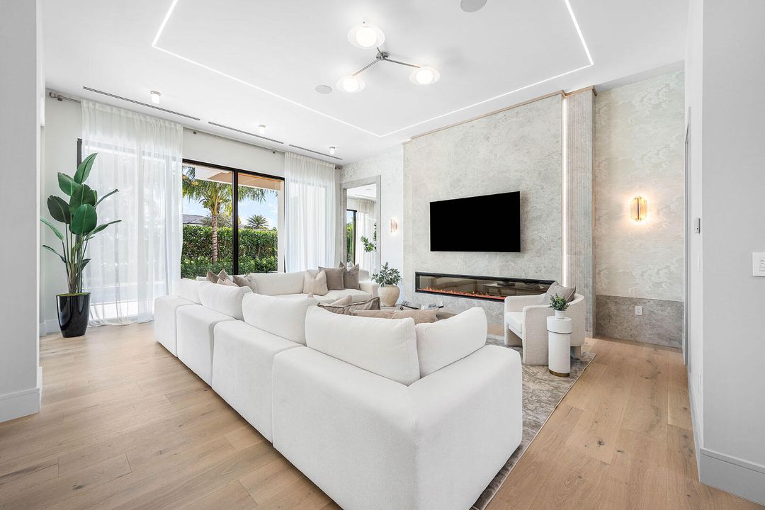 На продажу: $11,250,000 (5 спален, 7 ванн, 6985 Квадратных фут)