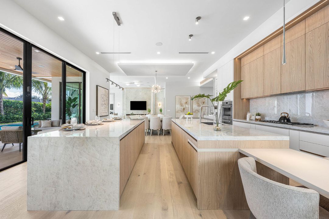 На продажу: $11,250,000 (5 спален, 7 ванн, 6985 Квадратных фут)