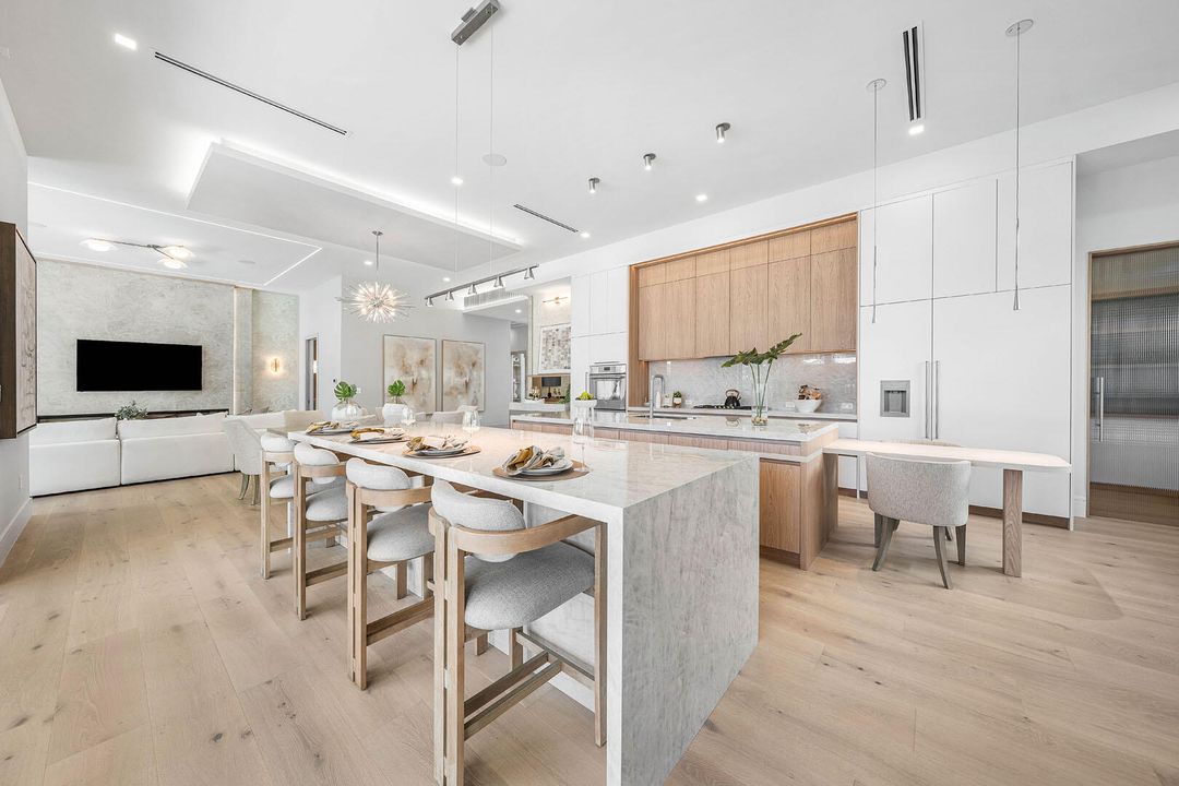 На продажу: $11,250,000 (5 спален, 7 ванн, 6985 Квадратных фут)