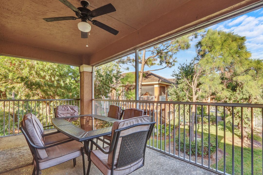 For Rent: $1,800 (2 beds, 2 baths, 1312 Square Feet)