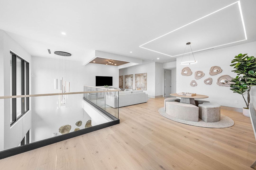 На продажу: $11,250,000 (5 спален, 7 ванн, 6985 Квадратных фут)