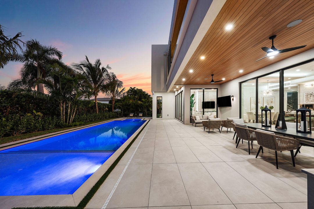 На продажу: $11,250,000 (5 спален, 7 ванн, 6985 Квадратных фут)