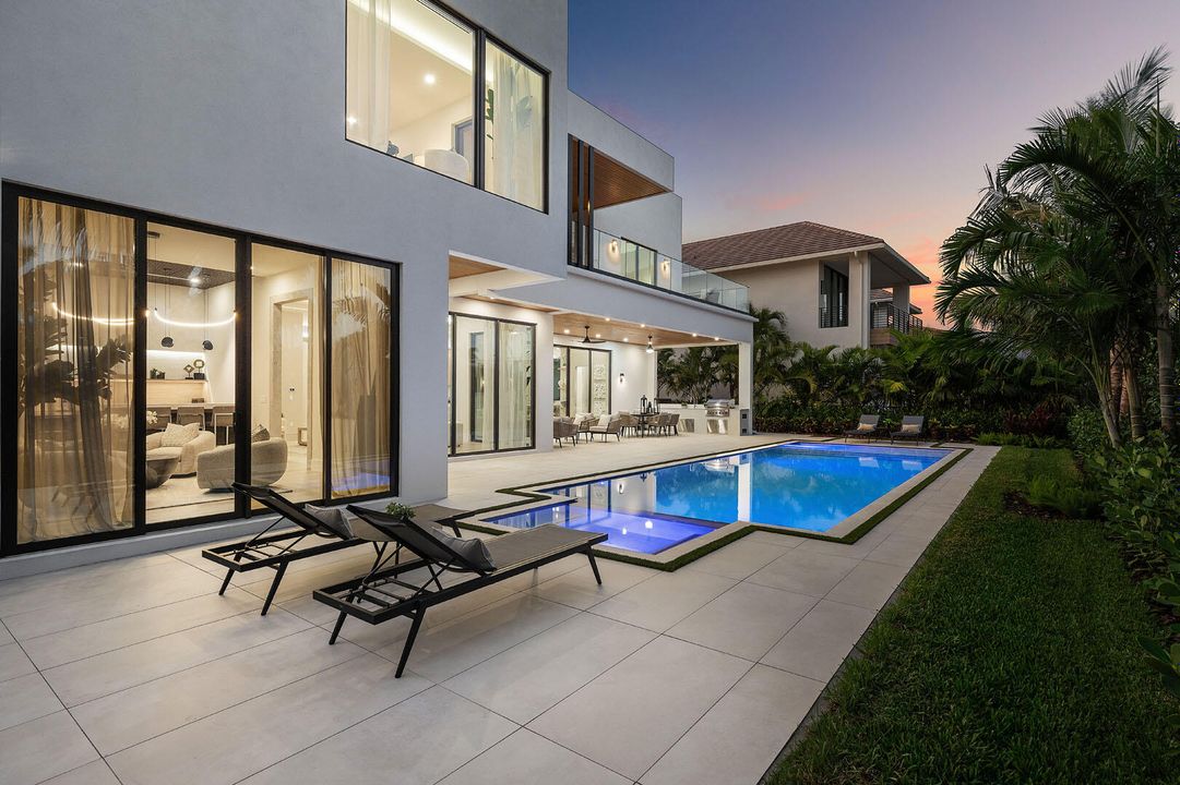 На продажу: $11,250,000 (5 спален, 7 ванн, 6985 Квадратных фут)