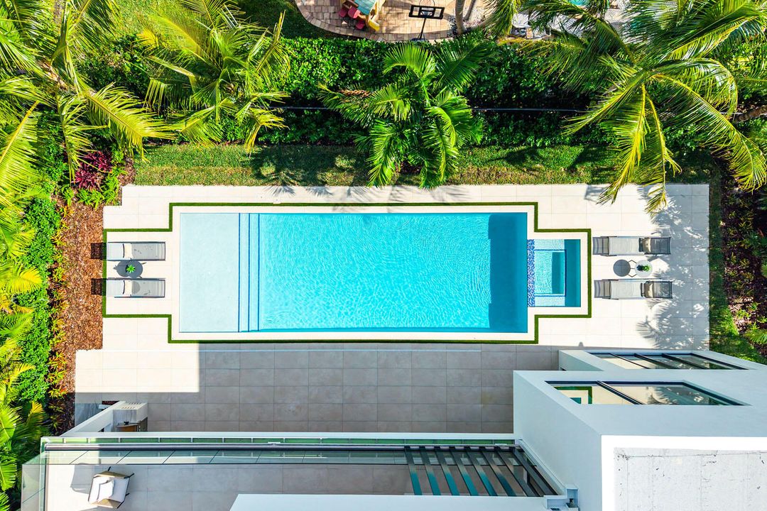 На продажу: $11,250,000 (5 спален, 7 ванн, 6985 Квадратных фут)