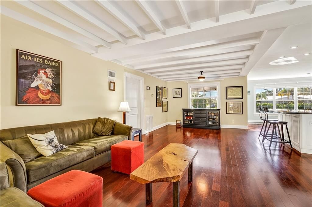 For Sale: $875,000 (3 beds, 2 baths, 1882 Square Feet)