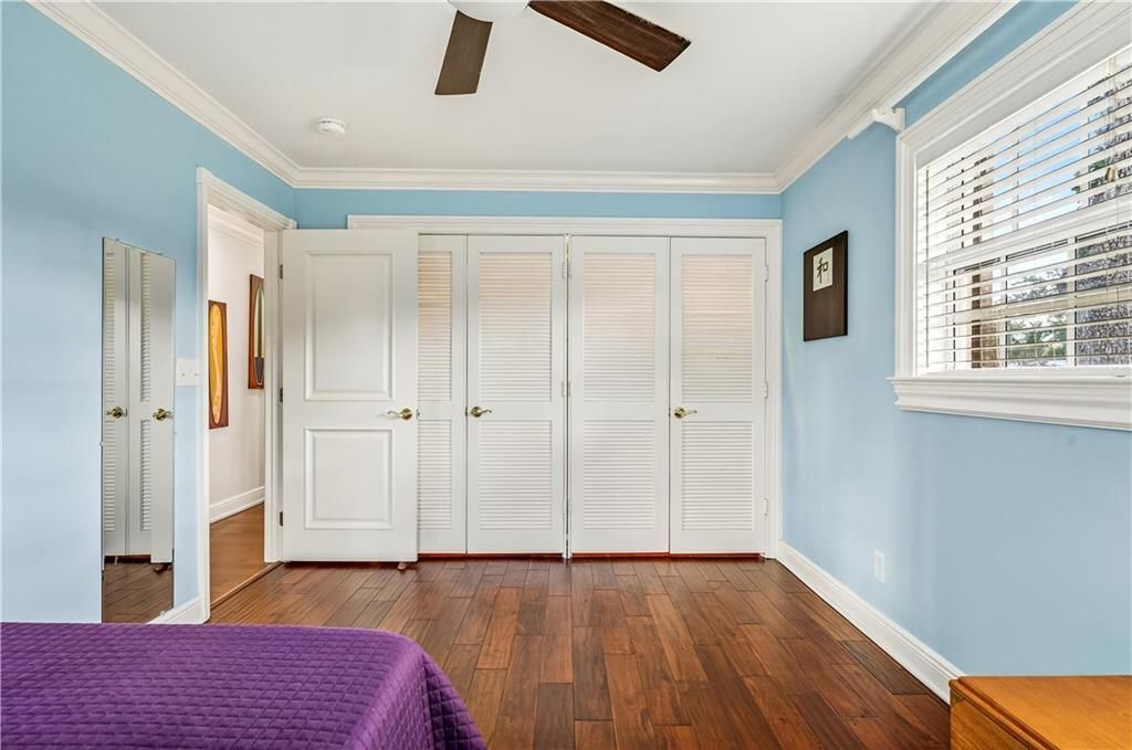 For Sale: $875,000 (3 beds, 2 baths, 1882 Square Feet)