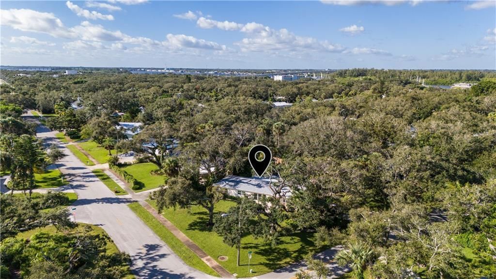 For Sale: $875,000 (3 beds, 2 baths, 1882 Square Feet)