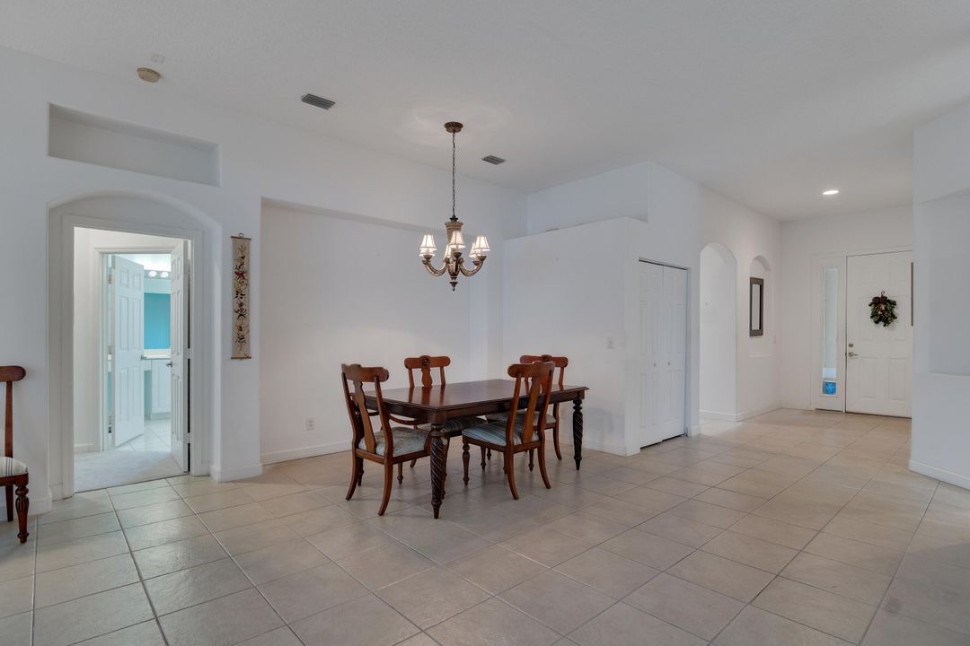 For Sale: $415,000 (3 beds, 2 baths, 1892 Square Feet)