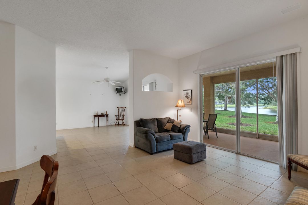 For Sale: $415,000 (3 beds, 2 baths, 1892 Square Feet)