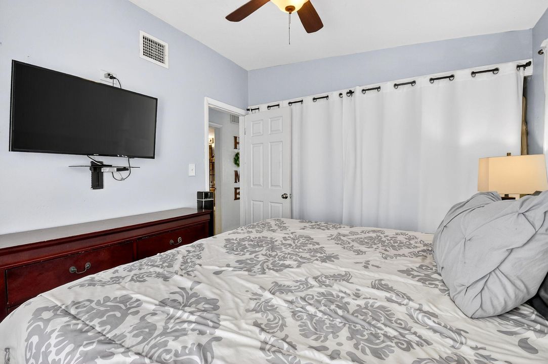 En Venta: $266,000 (2 camas, 1 baños, 714 Pies cuadrados)