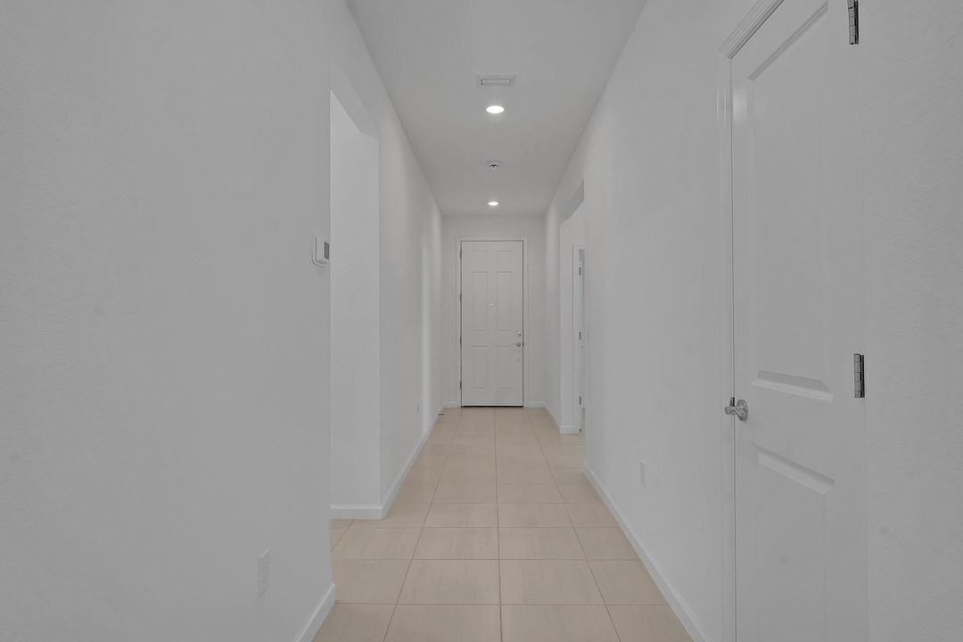 En Renta: $3,600 (4 camas, 2 baños, 1850 Pies cuadrados)