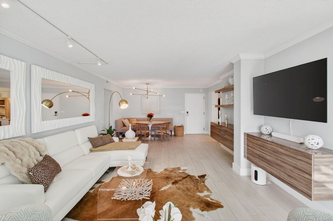 На продажу: $795,000 (2 спален, 2 ванн, 1100 Квадратных фут)