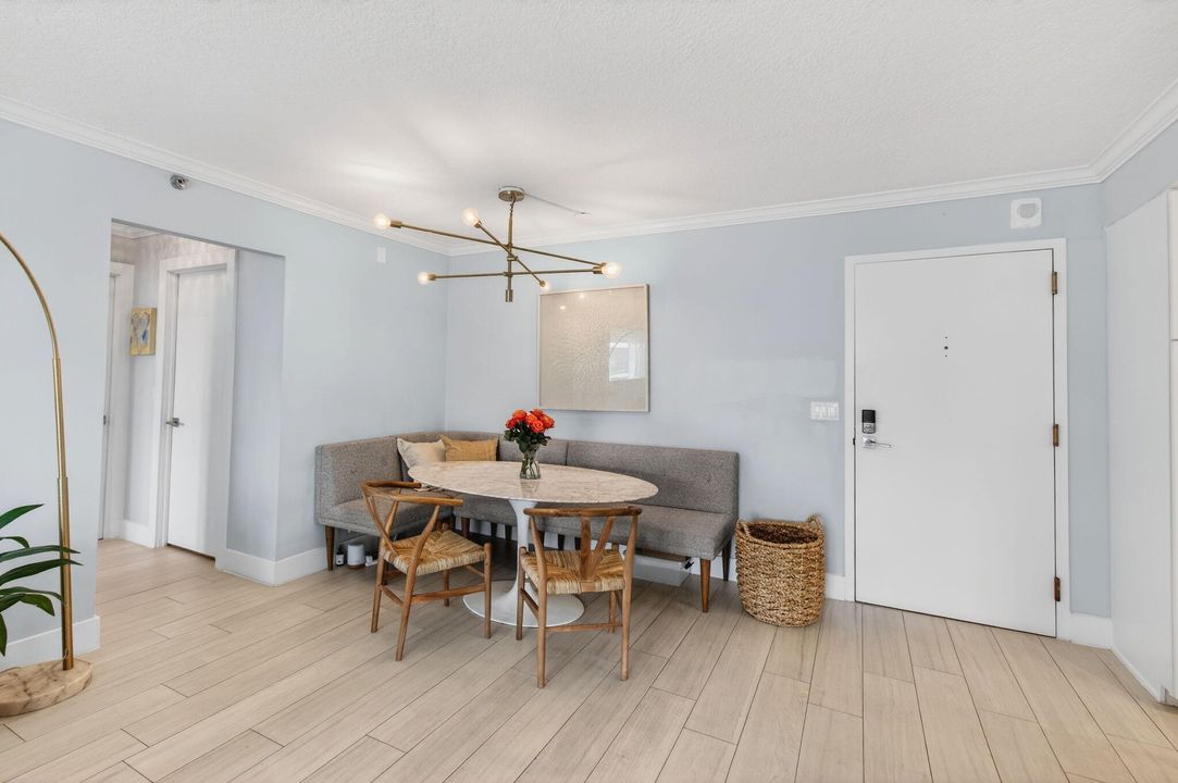 На продажу: $795,000 (2 спален, 2 ванн, 1100 Квадратных фут)