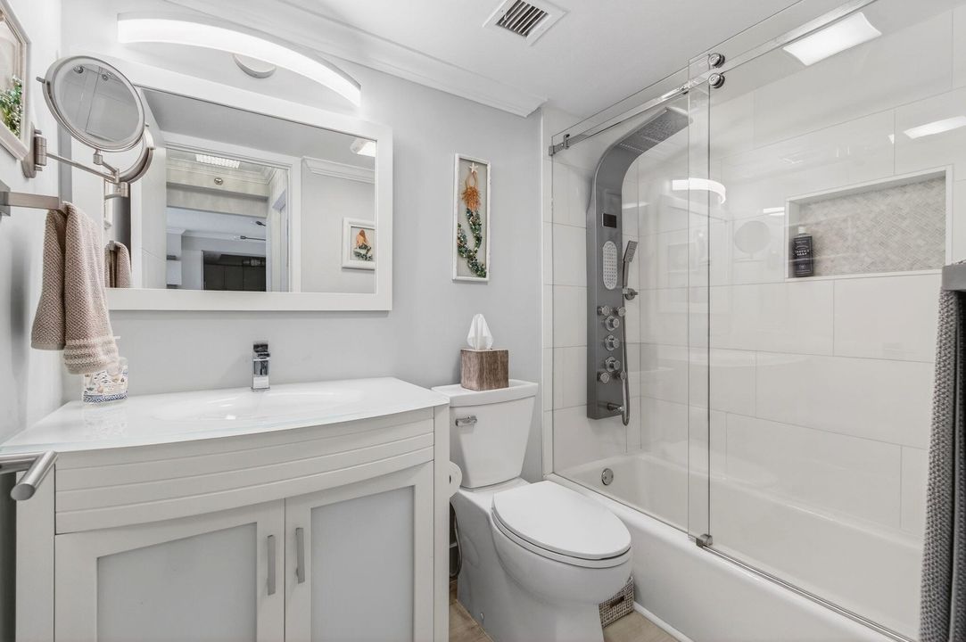 На продажу: $795,000 (2 спален, 2 ванн, 1100 Квадратных фут)