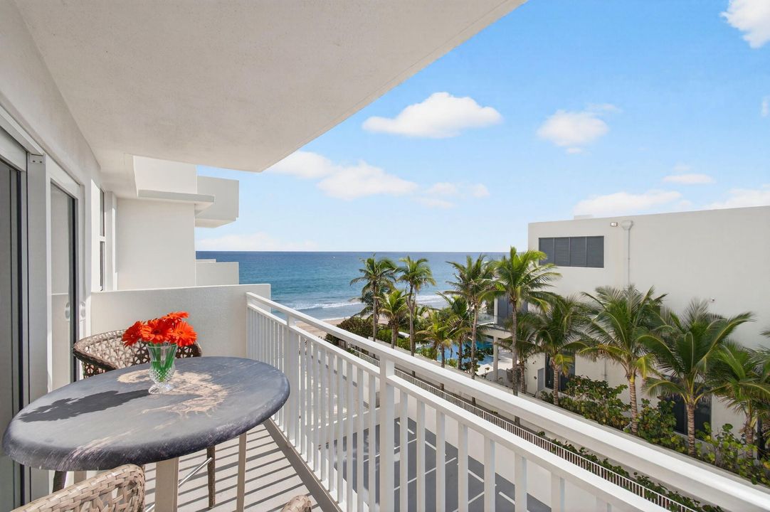 На продажу: $795,000 (2 спален, 2 ванн, 1100 Квадратных фут)