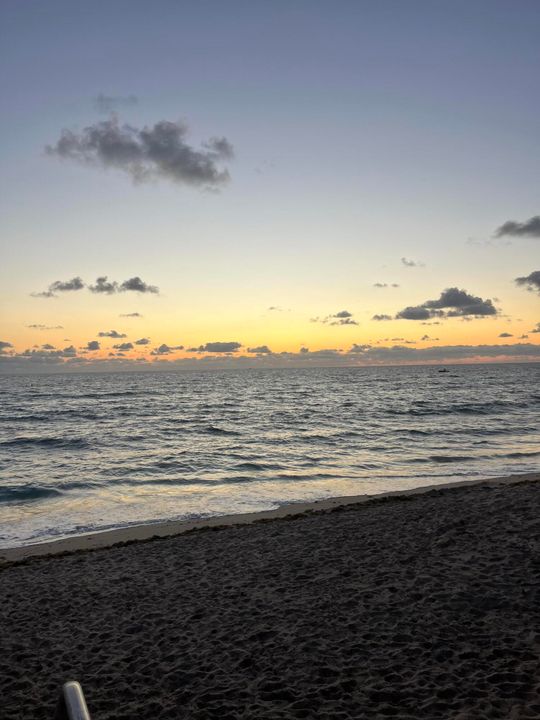 待售: $579,000 (0 贝兹, 0 浴室, 1377 平方英尺)