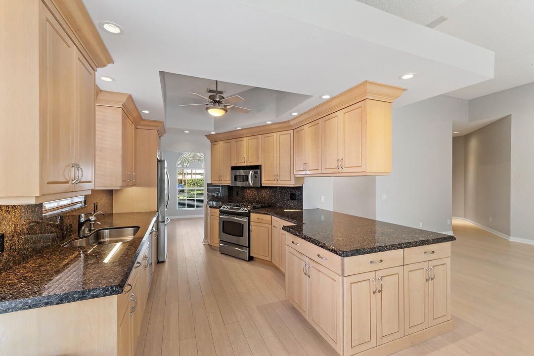 For Sale: $675,000 (3 beds, 2 baths, 1826 Square Feet)