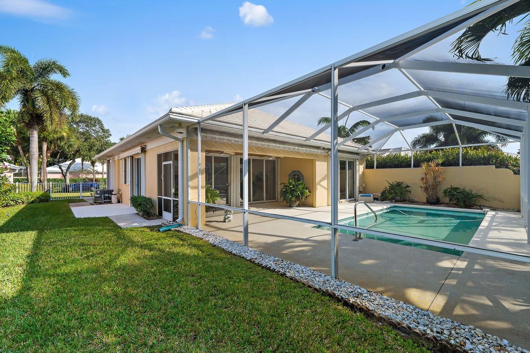 For Sale: $675,000 (3 beds, 2 baths, 1826 Square Feet)