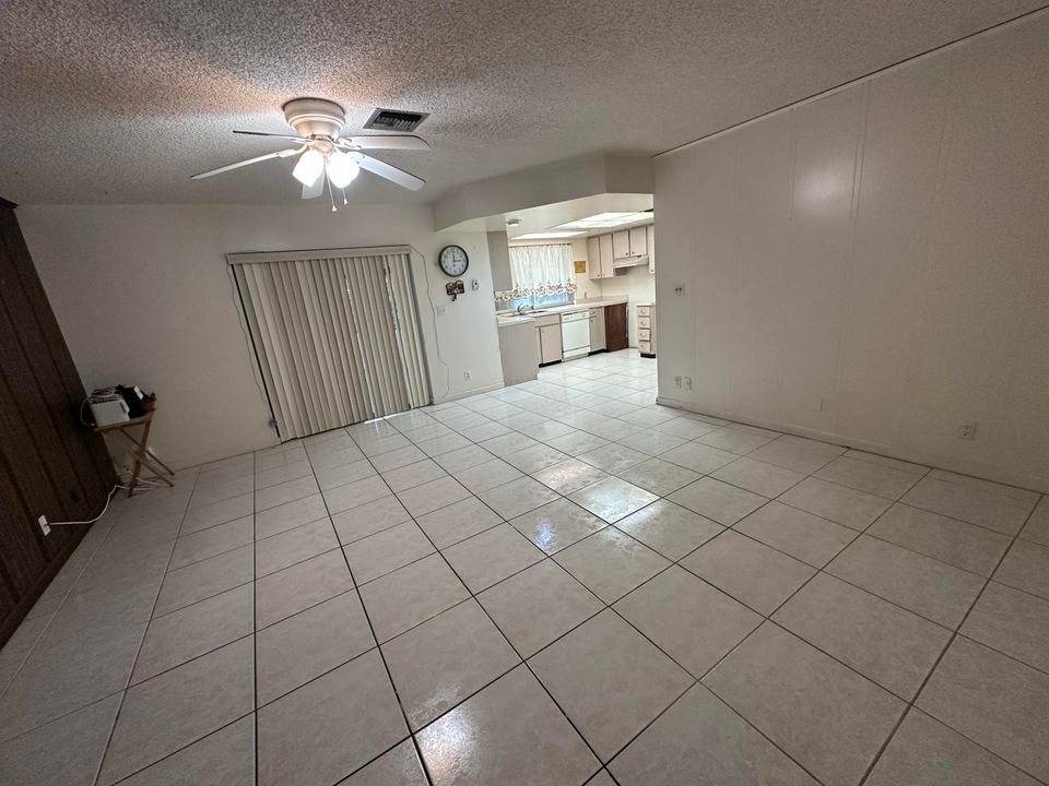 En Venta: $499,900 (3 camas, 2 baños, 1768 Pies cuadrados)