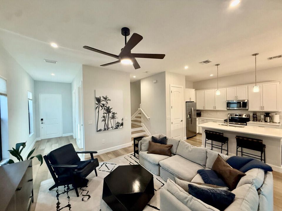 For Sale: $514,990 (3 beds, 2 baths, 1873 Square Feet)