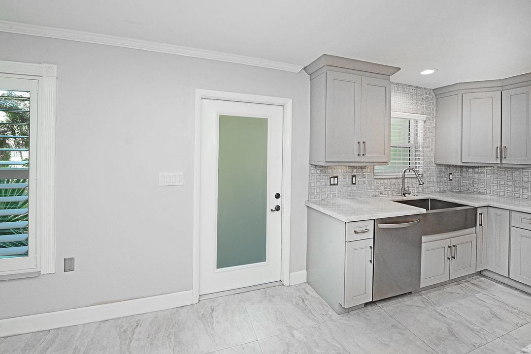 В аренду: $2,900 (2 спален, 2 ванн, 1478 Квадратных фут)