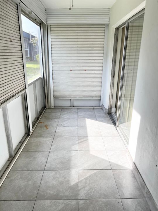 В аренду: $1,875 (2 спален, 2 ванн, 902 Квадратных фут)