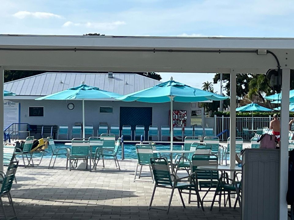 В аренду: $1,875 (2 спален, 2 ванн, 902 Квадратных фут)