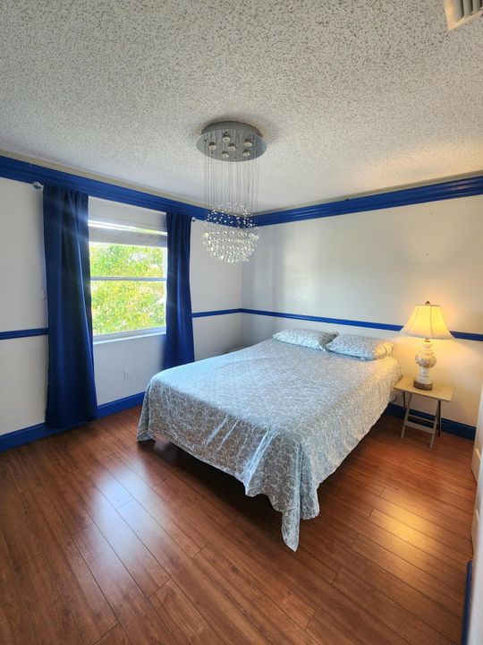 For Rent: $4,500 (4 beds, 2 baths, 2197 Square Feet)