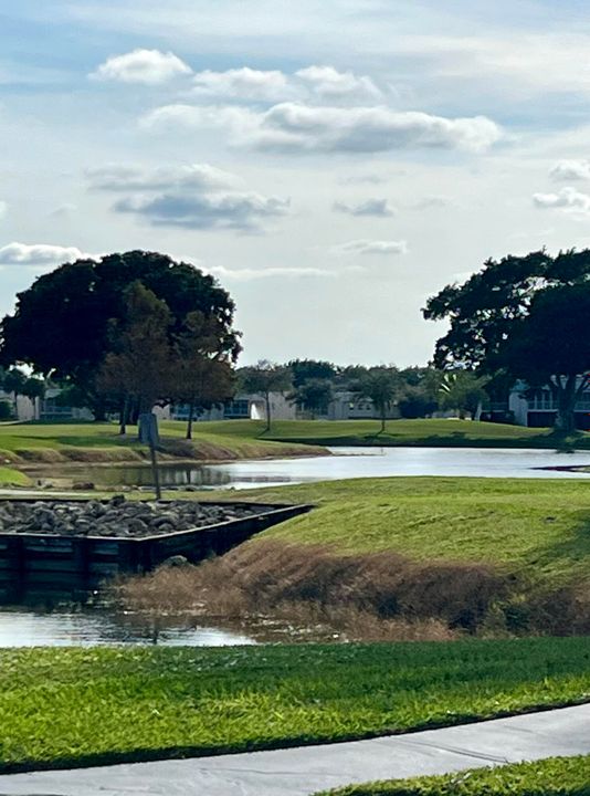 В аренду: $1,875 (2 спален, 2 ванн, 902 Квадратных фут)