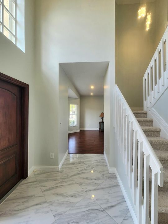 For Rent: $4,500 (4 beds, 2 baths, 2197 Square Feet)