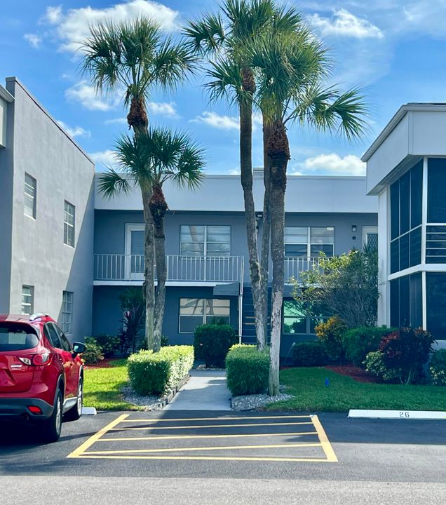 В аренду: $1,875 (2 спален, 2 ванн, 902 Квадратных фут)