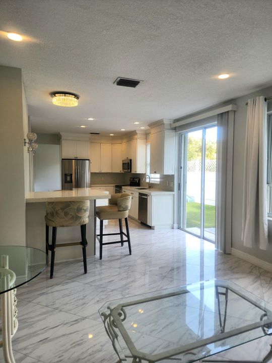 For Rent: $4,500 (4 beds, 2 baths, 2197 Square Feet)