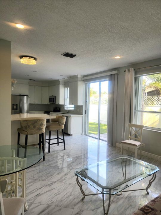 For Rent: $4,500 (4 beds, 2 baths, 2197 Square Feet)