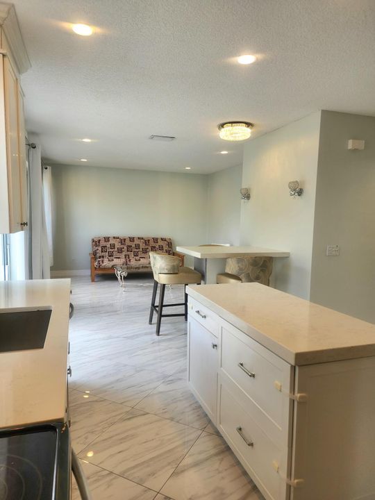 For Rent: $4,500 (4 beds, 2 baths, 2197 Square Feet)