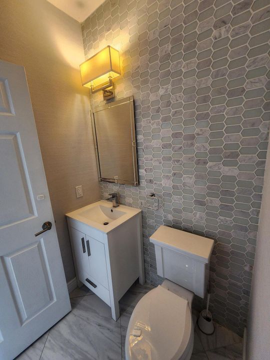 For Rent: $4,500 (4 beds, 2 baths, 2197 Square Feet)