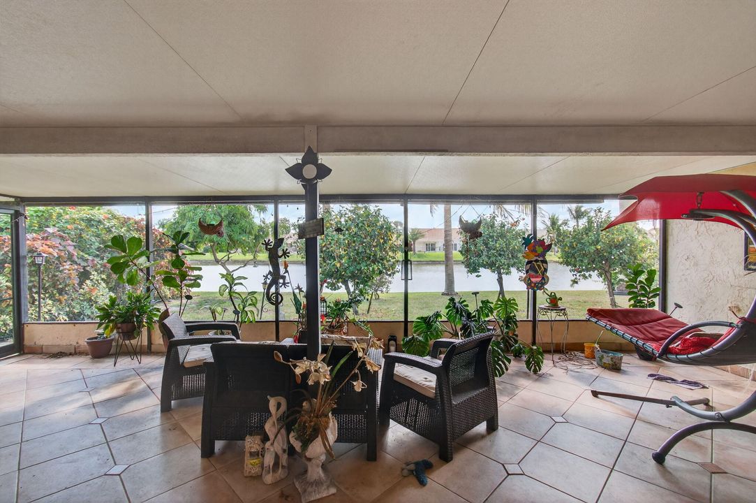 Active With Contract: $470,000 (3 beds, 2 baths, 1775 Square Feet)