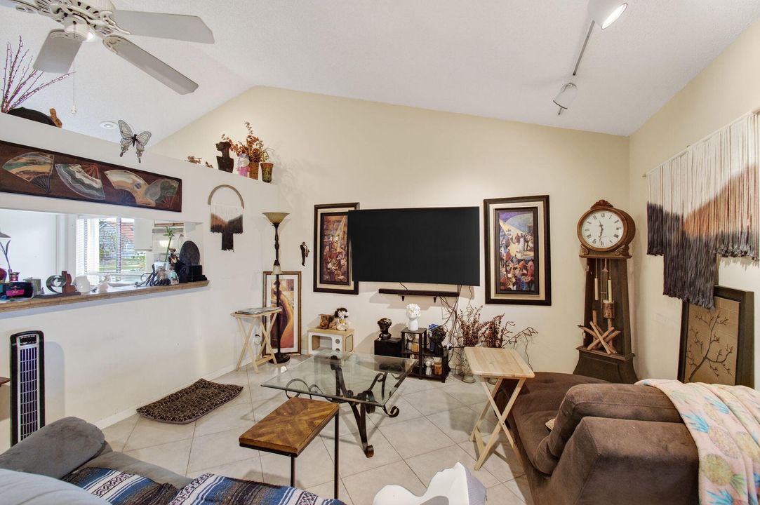 Active With Contract: $470,000 (3 beds, 2 baths, 1775 Square Feet)