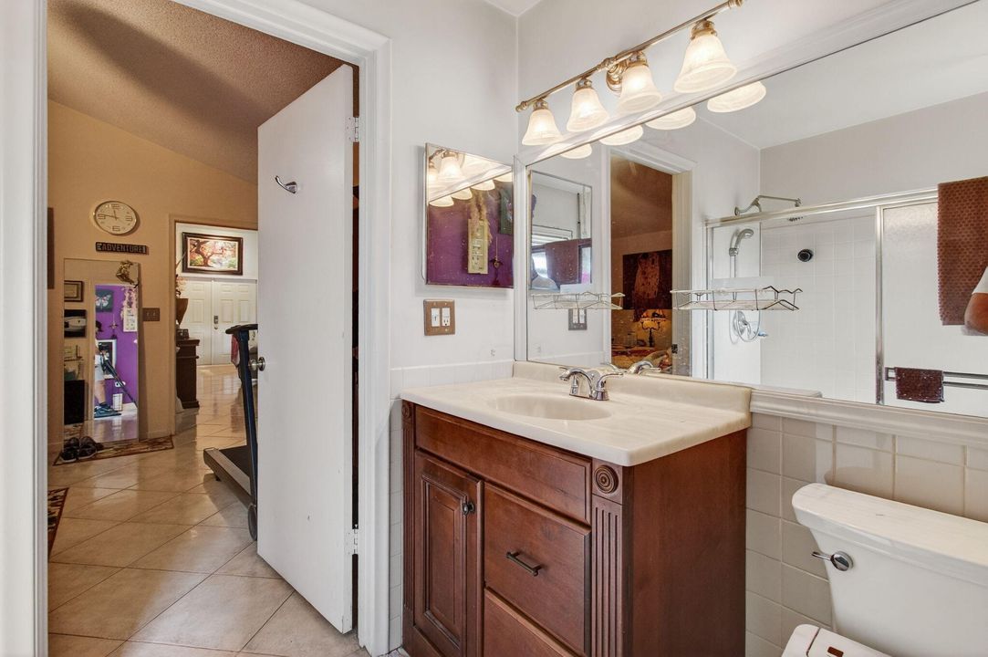 Active With Contract: $470,000 (3 beds, 2 baths, 1775 Square Feet)