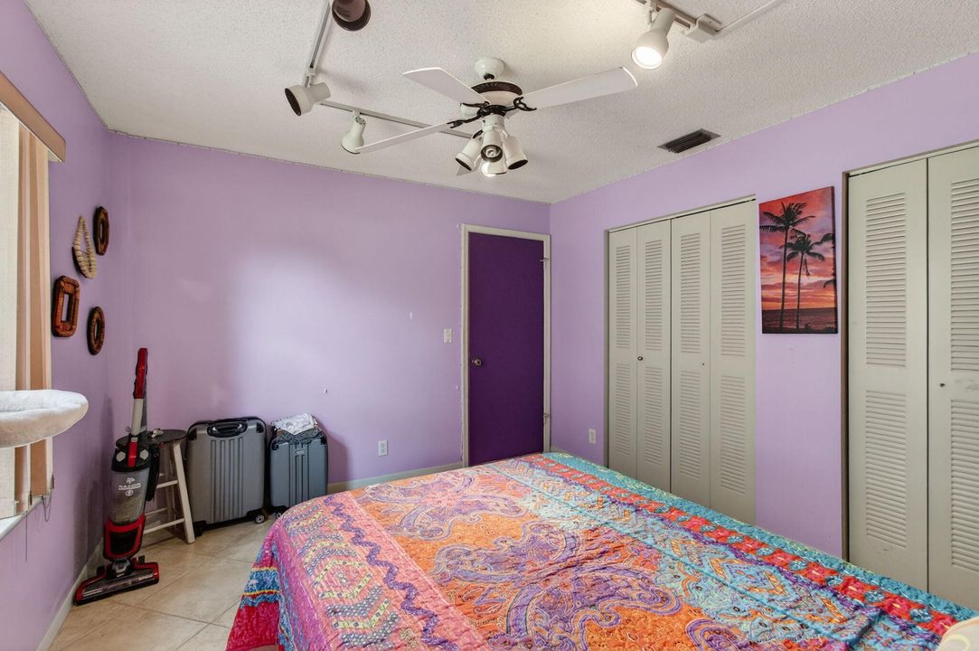 Active With Contract: $470,000 (3 beds, 2 baths, 1775 Square Feet)